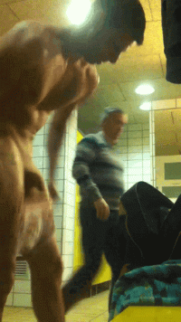 gym-locker86.gif