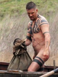 tom-hardy-naked-penis-0209-07-compressed.jpg