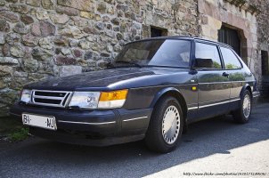 1988_SAAB_900i_Turbo_(5867958812).jpg