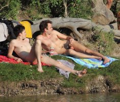 river-nudists-300.jpg