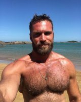 natural_hairy_men_21.jpg