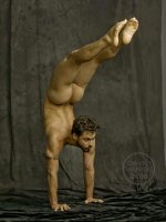 b8f96c4725b5ef2462859c64c577efaa--yoga-man-men-yoga.jpg