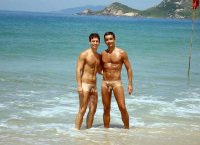 gay-guys-01a.jpg