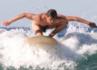 nakedsurfers009.jpg