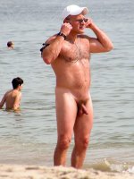 candid-nude-beach-dad-tumblr_lxvmmfa2jv1qgjmowo1_1280.jpg