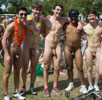 turistico2012.tumblr.com_WNBR Brighton 2014_five.jpg