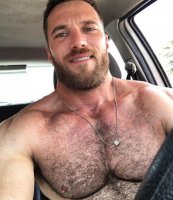 natural_hairy_men_08.jpg