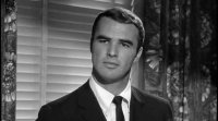 young-burt-reynolds-in-black-sports-coat-and-tie-photo-u1.jpg