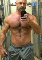 4421429846cfc51587369a1c7e93f668--muscle-bear-muscle-guys.jpg