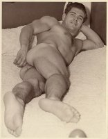 811c003c9116af34832146f1485df2fb--body-builders-vintage-men.jpg