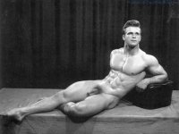 Classic-Beefcake-Model-Vic-Seipke-Is-Everything-6-600x451.jpg