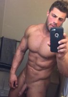 muscle-man-nude.jpg