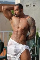 8d8f84da00ab1ba927de71007518319c--latino-men-beefy-men.jpg