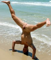 handstand050.jpg