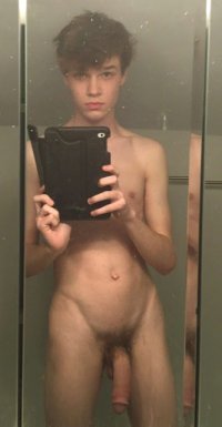 naked male selfie (50).jpg