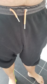 Phallo+ mit Hose.jpg